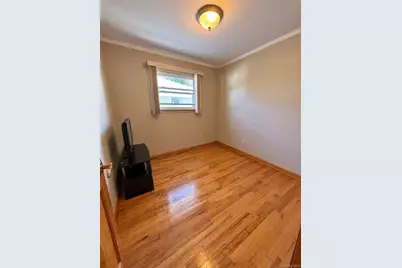12515 11th Avenue, College Point, NY 11356 - Photo 7