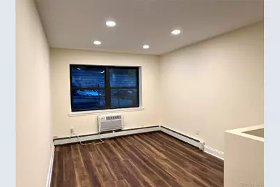 240-22 70 Avenue #9C,9G2, Douglaston, NY 11362 - Photo 3