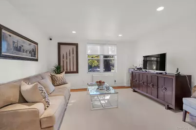 1390 Broadway #104, Hewlett, NY 11557 - Photo 13