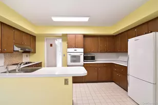 2 Longview Dr, Scarsdale, NY 10583 - Photo 13