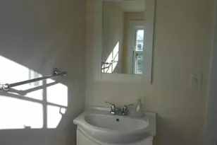 390 East Dr, Copiague, NY 11726 - Photo 7
