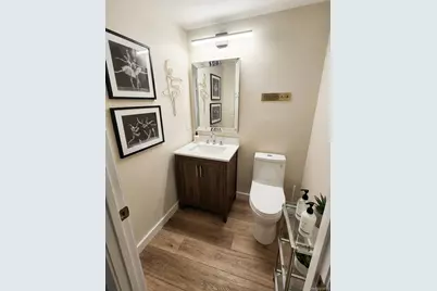 2409 41st Avenue, Astoria, NY 11101 - Photo 15