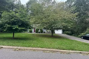 35 Soundview Dr, Northport, NY 11768 - Photo 3