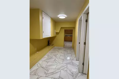 177-08 Jamaica Avenue #Basement, Jamaica, NY 11433 - Photo 3