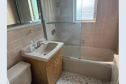 99-03 Ascan Avenue, Forest Hills, NY 11375 - Photo 19