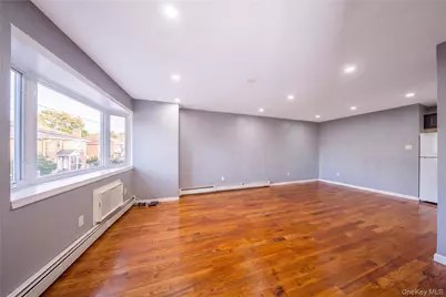 10649 156th Street, Jamaica, NY 11433 - Photo 7