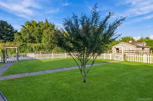837 Smithtown Ave, Bohemia, NY 11716 - Photo 33