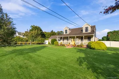 837 Smithtown Avenue, Bohemia, NY 11716 - Photo 3