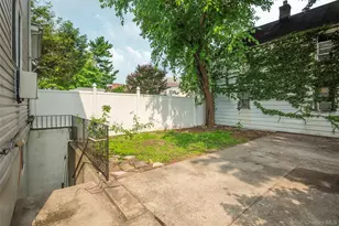 68-07 50th Ave, Woodside, NY 11377 - Photo 21