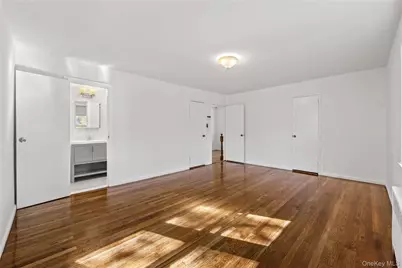 219-01 82nd Avenue, Hollis, NY 11427 - Photo 25