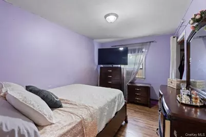 81 Bushwick Avenue, Central Islip, NY 11722 - Photo 11