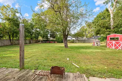 81 Bushwick Avenue, Central Islip, NY 11722 - Photo 33