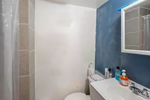 81 Bushwick Ave, Central Islip, NY 11722 - Photo 27