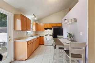 81 Bushwick Ave, Central Islip, NY 11722 - Photo 5