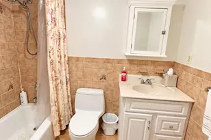 [Address not provided], Elmont, NY 11003 - Photo 15