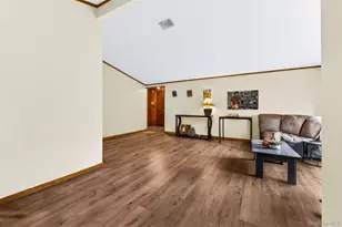 100 Ridgewood Ave, Holtsville, NY 11742 - Photo 9