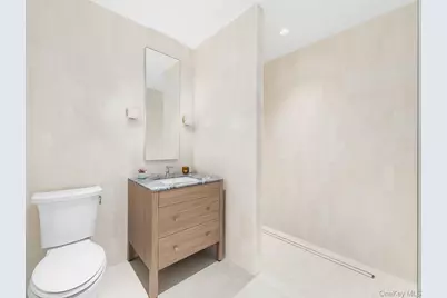 30-55 Vernon Boulevard #6A, Astoria, NY 11102 - Photo 3