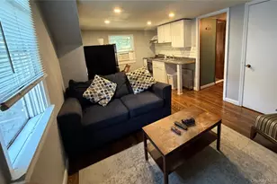 187 N Fulton Ave, Lindenhurst, NY 11757 - Photo 19