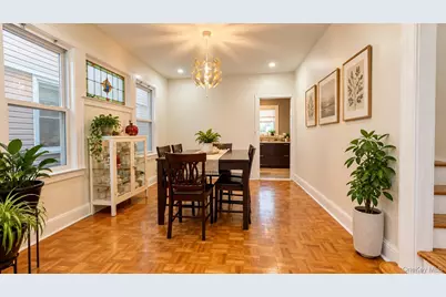 10725 115th Street, Richmond Hill, NY 11419 - Photo 11