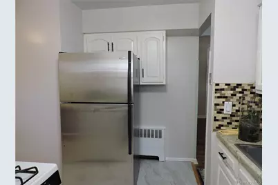 99 Washington Avenue, Valley Stream, NY 11580 - Photo 9