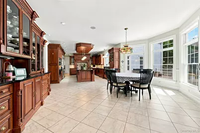 3 Crescent Drive, Northport, NY 11768 - Photo 9