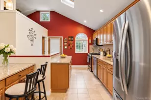 96 Rosedale Rd, Woodmere, NY 11581 - Photo 5