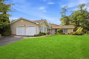 19 Wildwood Dr, Dix Hills, NY 11746 - Photo 3