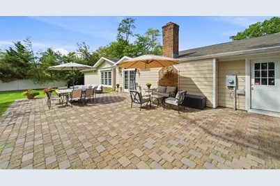 19 Wildwood Drive, Dix Hills, NY 11746 - Photo 43