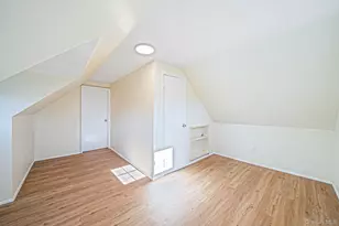 1025 N Greene Ave, Lindenhurst, NY 11757 - Photo 19