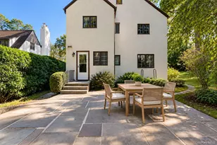 49 Walbrooke Rd, Scarsdale, NY 10583 - Photo 39