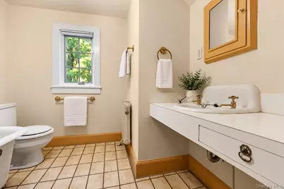 49 Walbrooke Road, Scarsdale, NY 10583 - Photo 35
