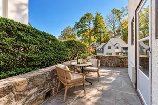 49 Walbrooke Rd, Scarsdale, NY 10583 - Photo 41