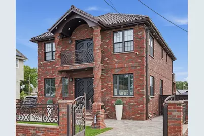 183 Arthur Avenue, Floral Park, NY 11001 - Photo 3