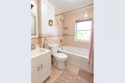 9249 172nd Street, Jamaica, NY 11433 - Photo 7