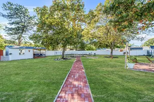 350 Hawkins Rd, Centereach, NY 11720 - Photo 21