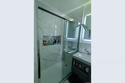135-30 82nd Avenue, Jamaica, NY 11435 - Photo 9