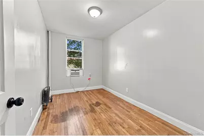 313 Montauk Avenue, Brooklyn, NY 11208 - Photo 5