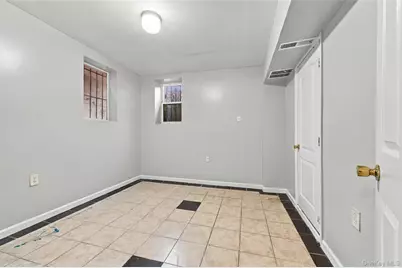 313 Montauk Avenue, Brooklyn, NY 11208 - Photo 21