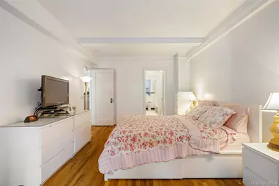 227 E 57th Street #3DEF, New York, NY 10022 - Photo 23