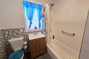 161-26 129th Ave, Jamaica, NY 11434 - Photo 7