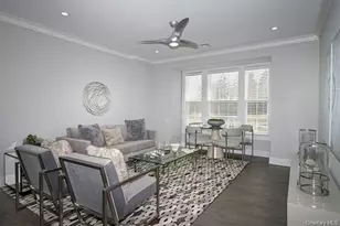 91305 E Hoffman Ave, Lindenhurst, NY 11757 - Photo 5
