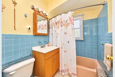 173-32 47th Avenue, Flushing, NY 11358 - Photo 11