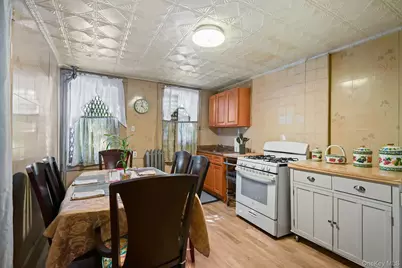 472 46th Street, Brooklyn, NY 11220 - Photo 7