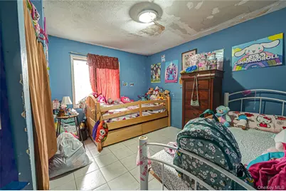 8 Marie Crescent, Patchogue, NY 11772 - Photo 13