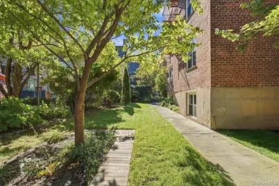 3325 81 Street #2E, Jackson Heights, NY 11372 - Photo 21