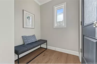 9431 239th Street, Floral Park, NY 11001 - Photo 17