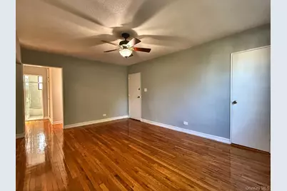 70-43 E Park Drive #B, Kew Gardens, NY 11367 - Photo 3