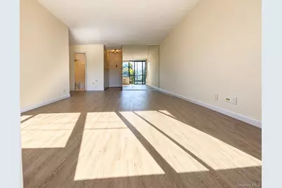 15038 Union Turnpike #4L, Flushing, NY 11367 - Photo 5