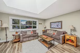 4 Starlight Dr, Commack, NY 11725 - Photo 3