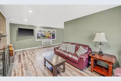 4 Starlight Drive, Commack, NY 11725 - Photo 11